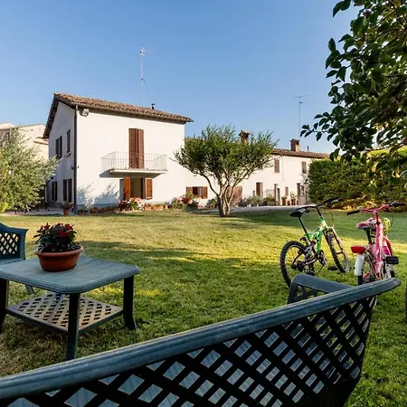 דירה Guesthost - Borgo Santa Lucia With Private Parking & Garden *