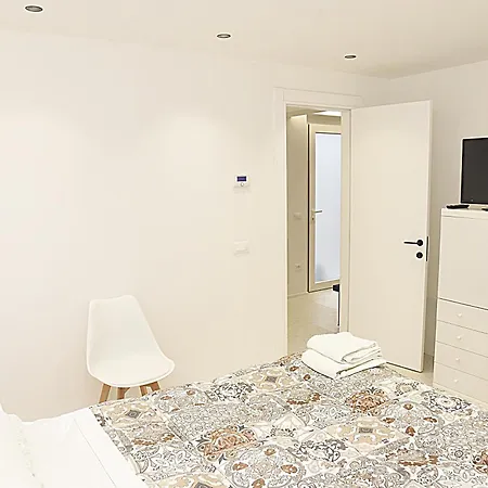 Guesthost - Borgo Santa Lucia With Private Parking & Garden דירה גוביו