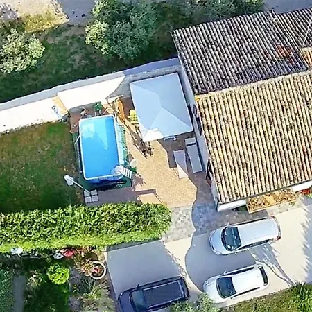 Guesthost - Borgo Santa Lucia With Private Parking & Garden Appartamento *